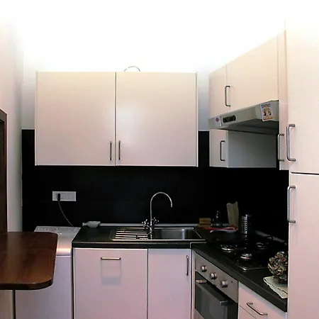 Sleeps 4 Wifi